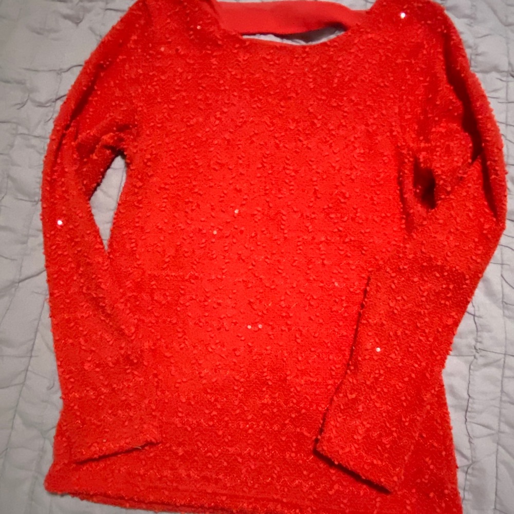 Red lightweight sweater